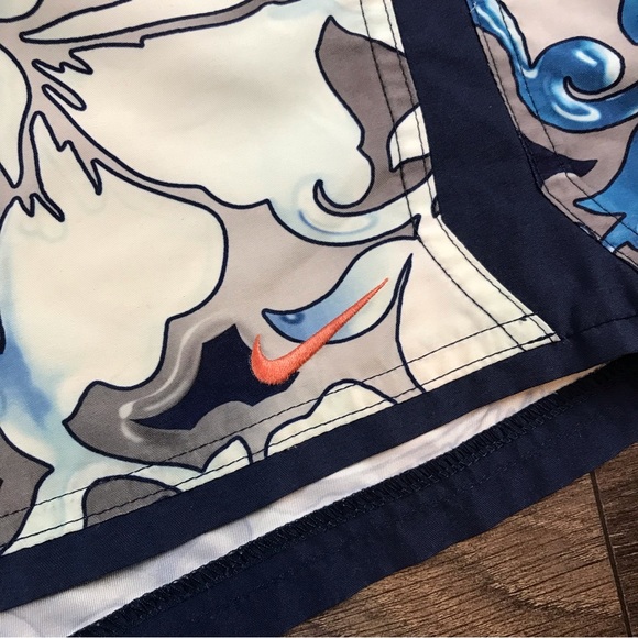 Nike Tropical Hawaiian Floral Swim Shorts Mens Ocean Wave Blue Swim Trunks Sz XL - Picture 2 of 6